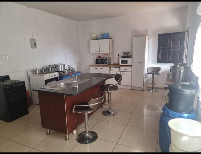 3 BEDROOM HOUSE FOR SALE IN SEBOKENG ZONE 10